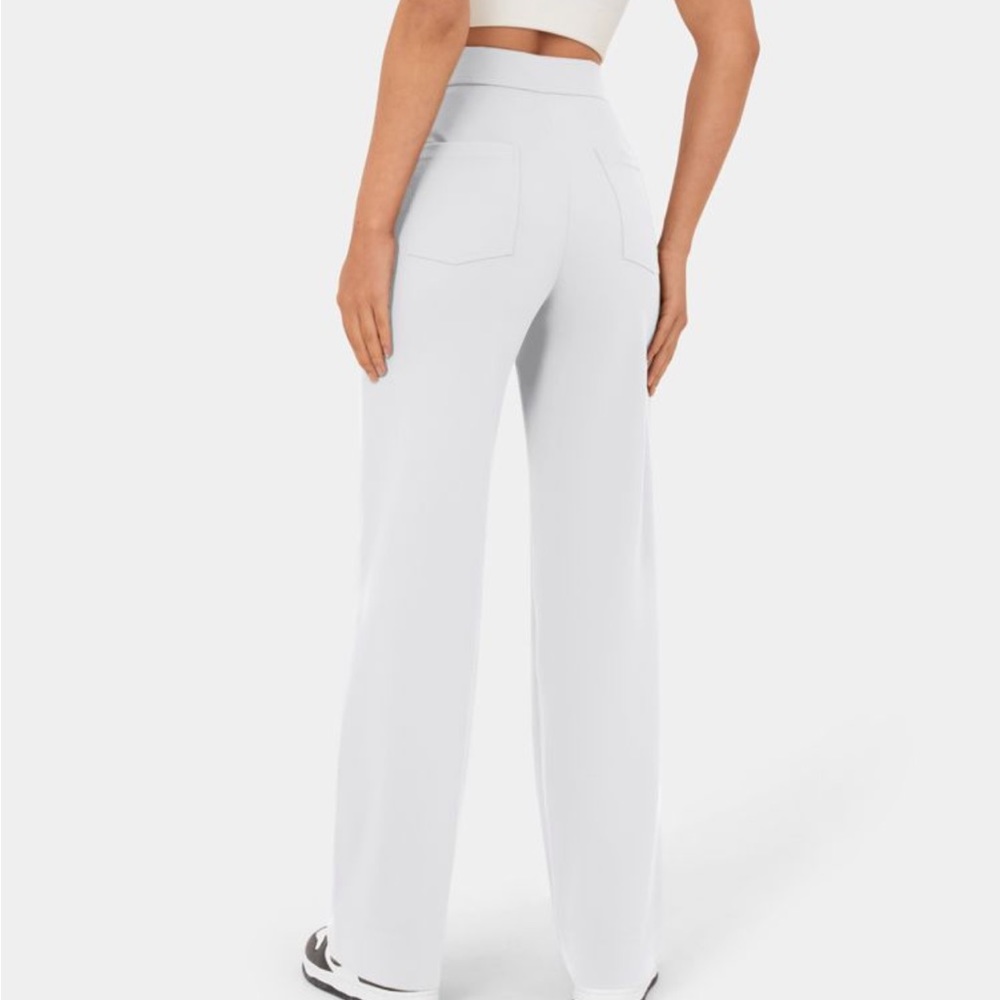 Nwt Halara High Waisted Button Mult Pockets Strai… - image 4